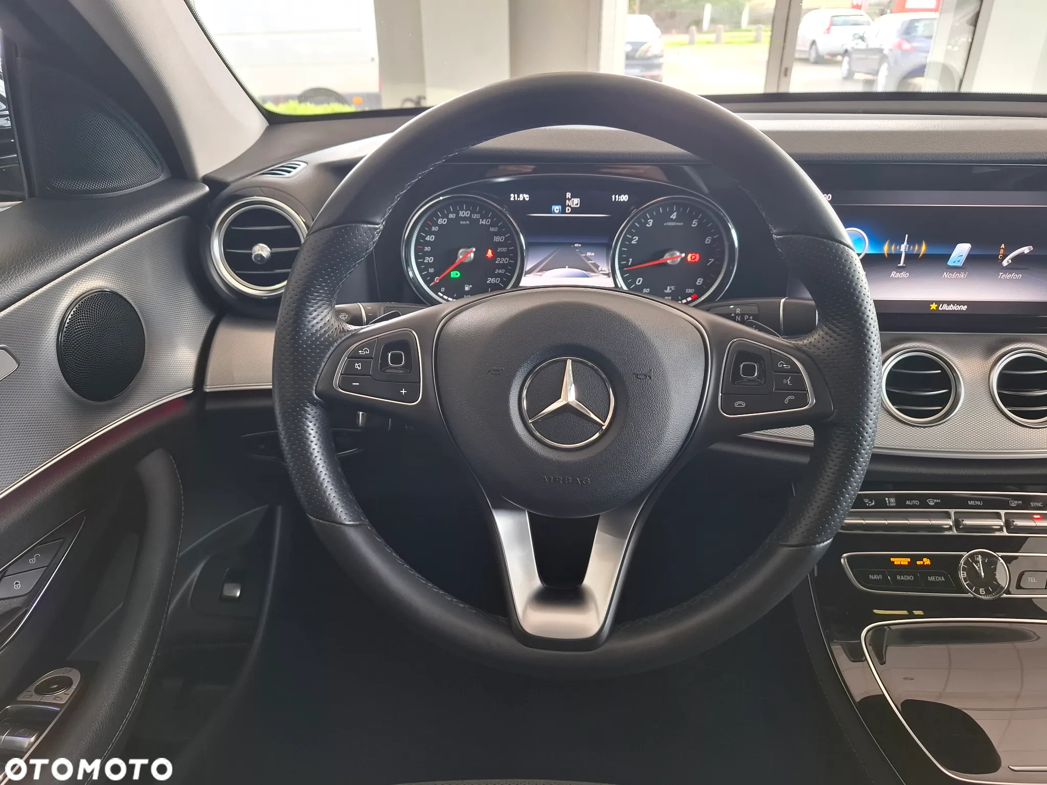 Mercedes-Benz Klasa E 250 9G-TRONIC - 13