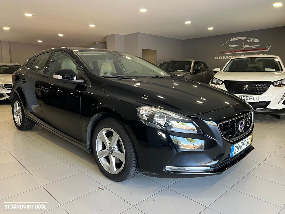 Volvo V40 2.0 D2 Momentum - 8