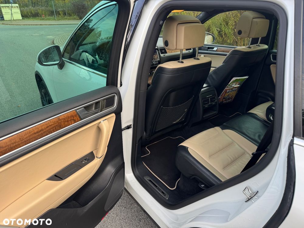Volkswagen Touareg - 18
