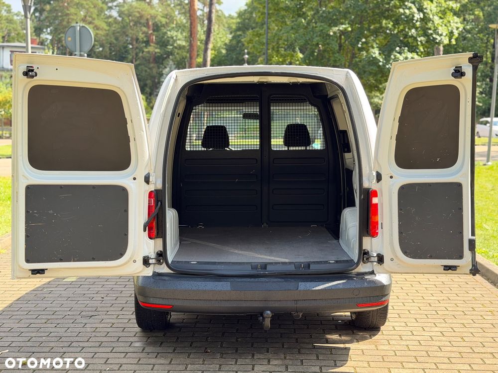 Volkswagen Caddy - 11