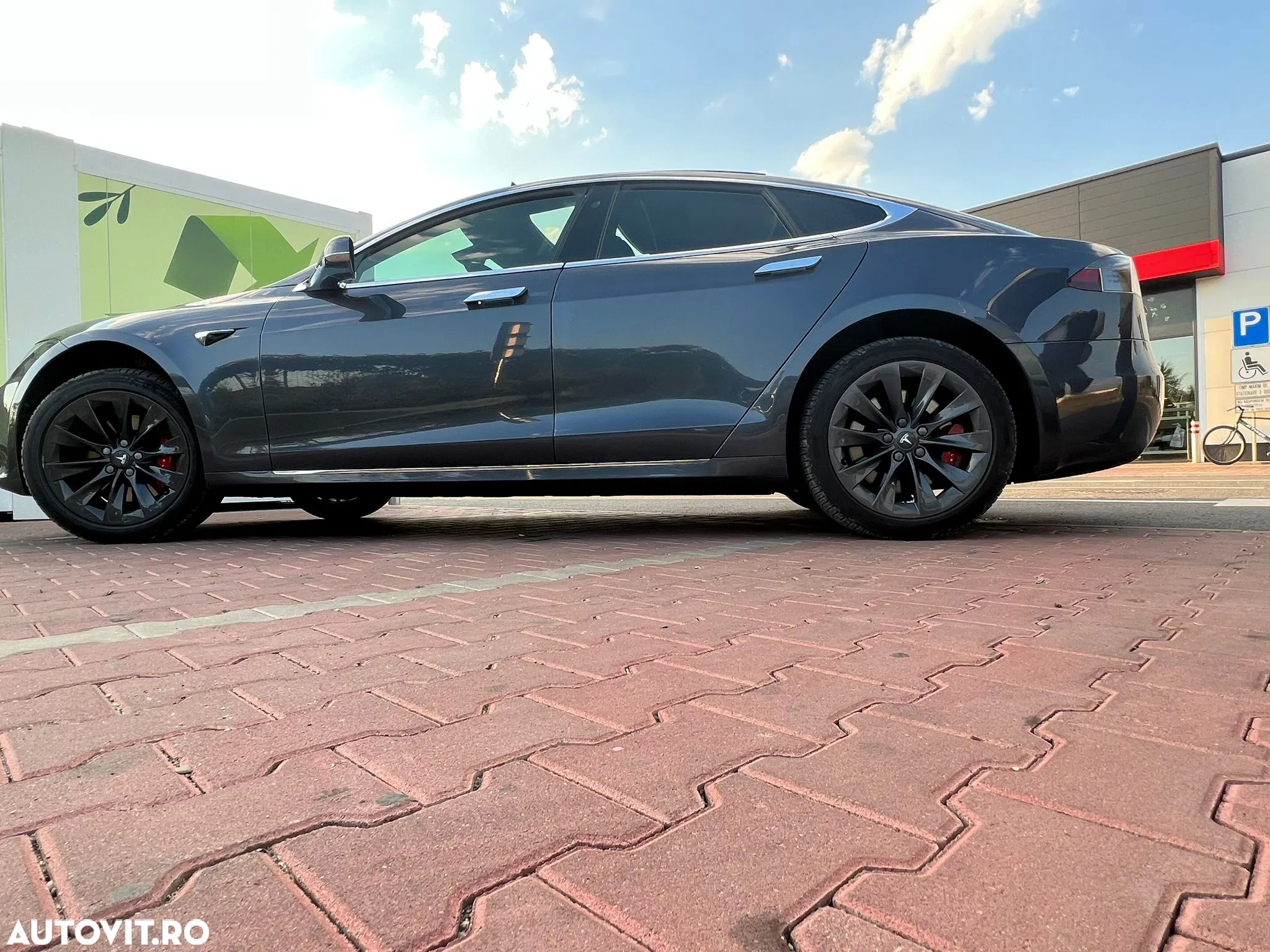 Tesla Model S 70D Allradantrieb - 29