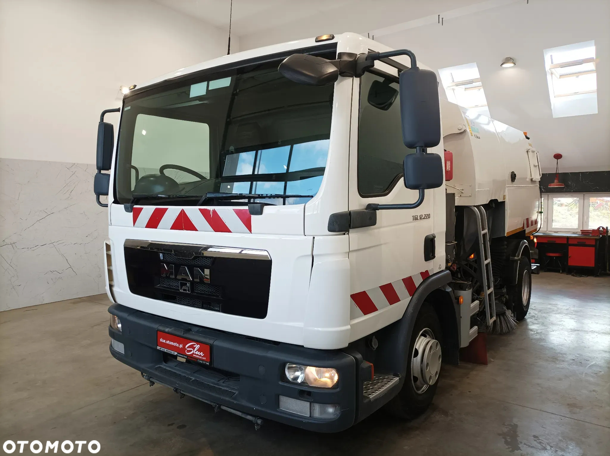 MAN TGL 12.220 Zamiatarka Johnston Semat 2012r Szczotki L/R - 2
