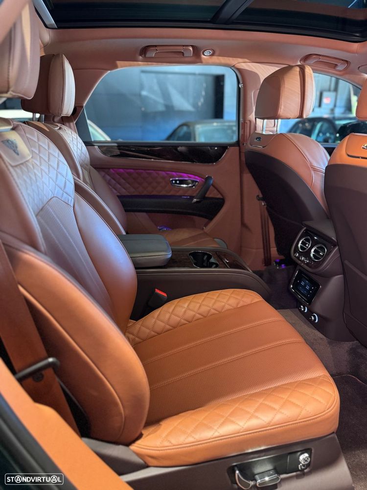 Bentley Bentayga Hybrid - 52