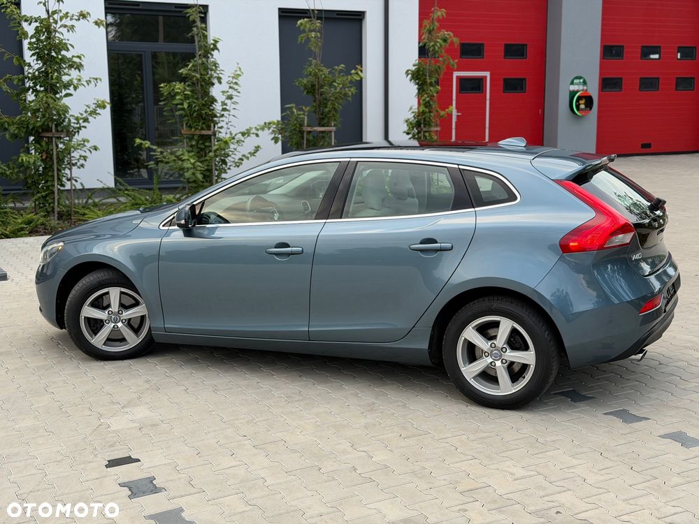 Volvo V40 T5 Geartronic Summum - 18