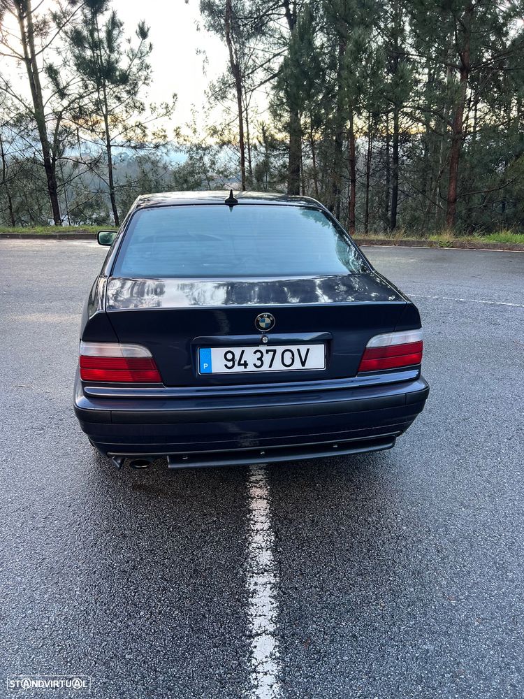 BMW 318 iS Coupé - 5