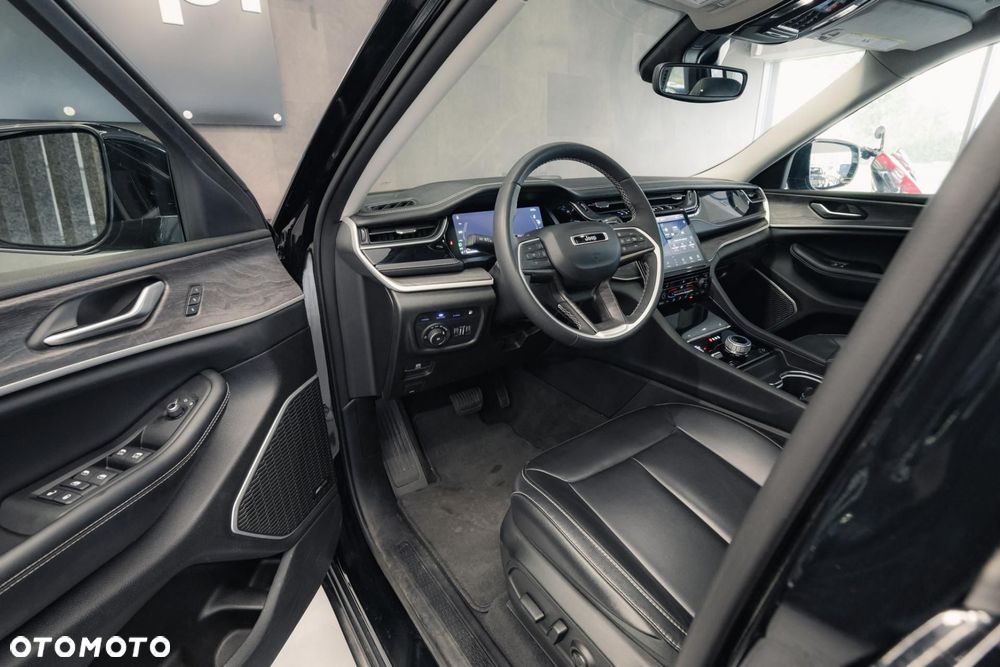 Jeep Grand Cherokee - 10
