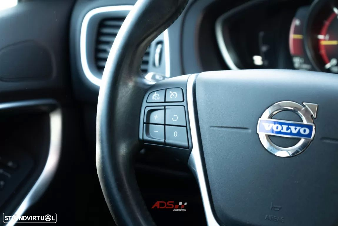 Volvo V40 1.6 D2 Kinetic Powershift - 18