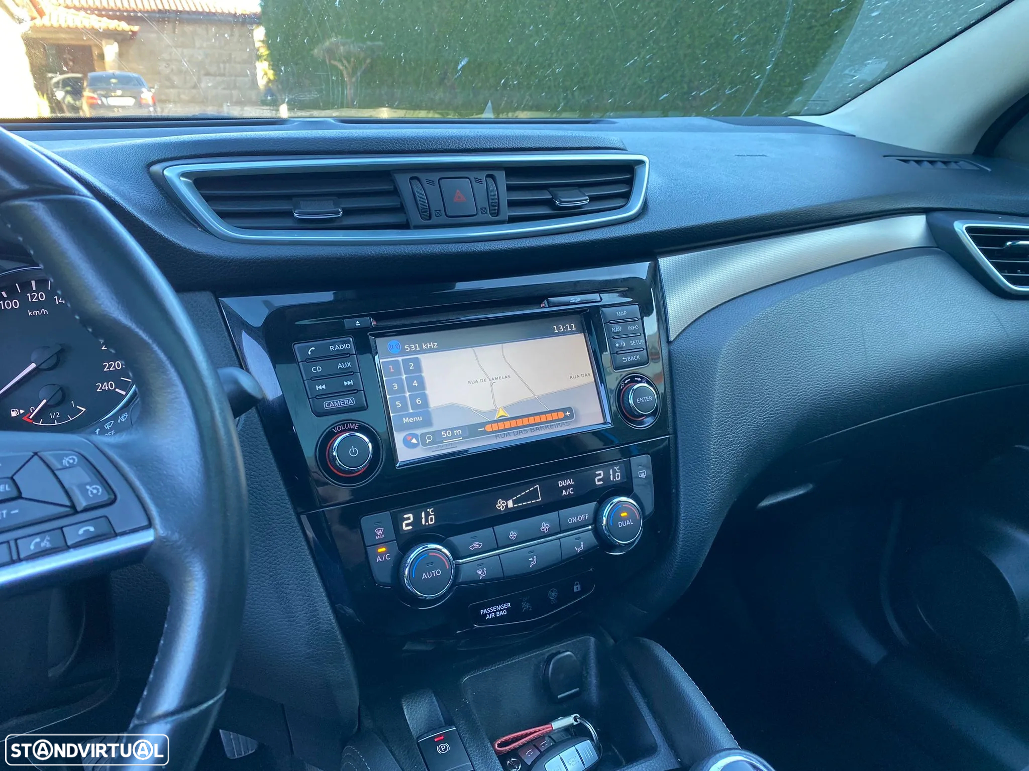 Nissan Qashqai 1.5 dCi N-Connecta J18 - 25