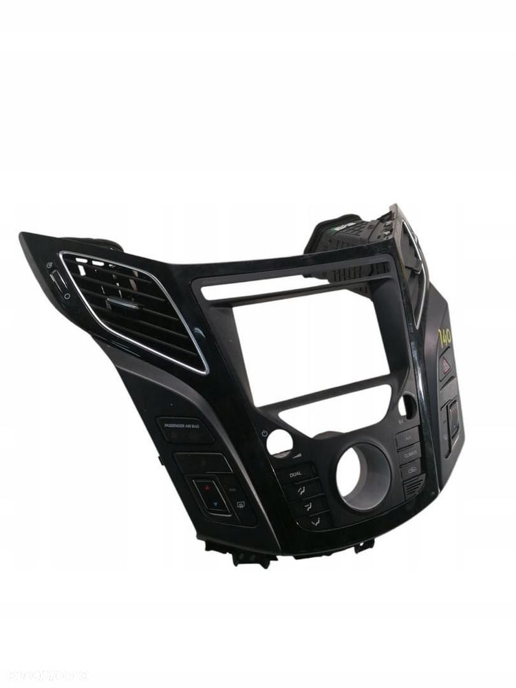RAMKA OSŁONA RADIA KRATKI NAWIEWU HYUNDAI i40 1 - 3
