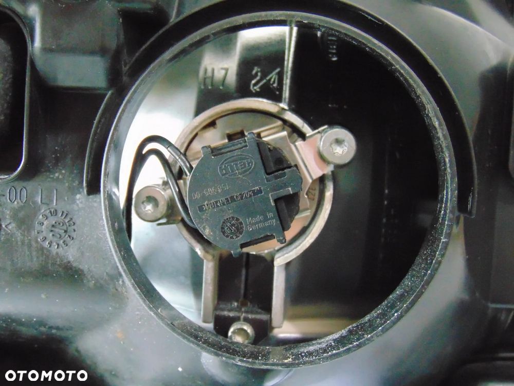 ORYGINAŁ lampa przednia przód lewa prawa czarna VW Volkswagen Polo 4 IV 9N FL lift 05-09r - 26