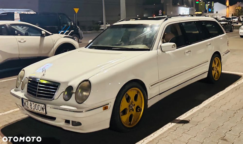 Mercedes-Benz Klasa E 320 T 4-Matic Avantgarde - 9