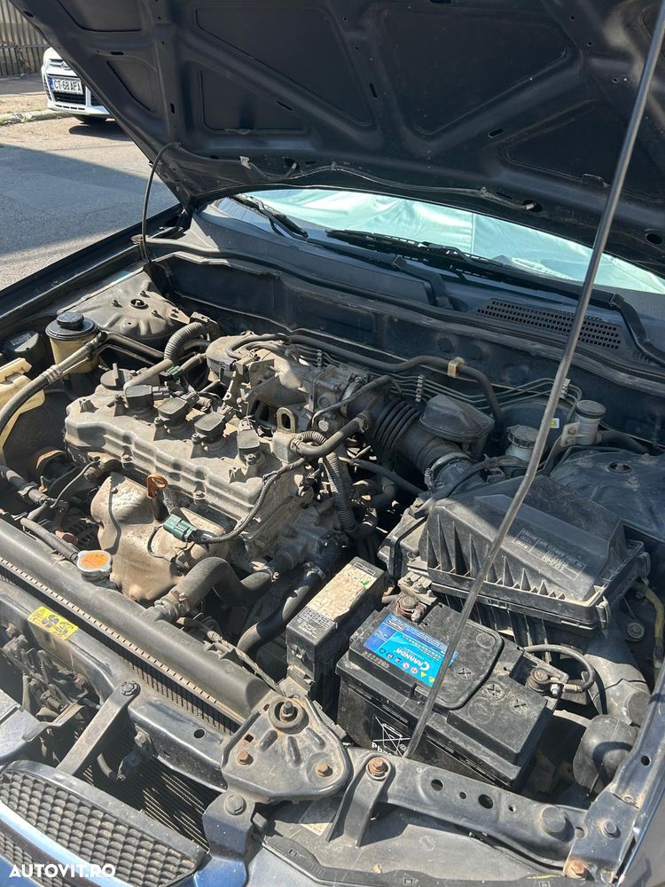 Nissan Almera 1.5 Visia - 4