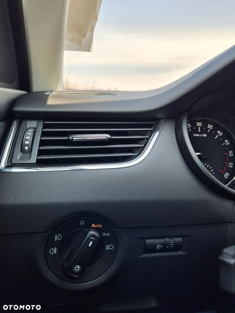 Skoda Octavia 1.6 TDI Ambiente - 7