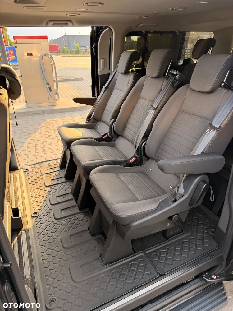 Ford Tourneo Custom 2.0 EcoBlue L2 Titanium SelectShift - 28