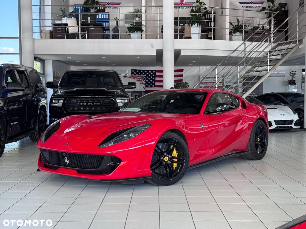 Ferrari 812 Superfast - 1