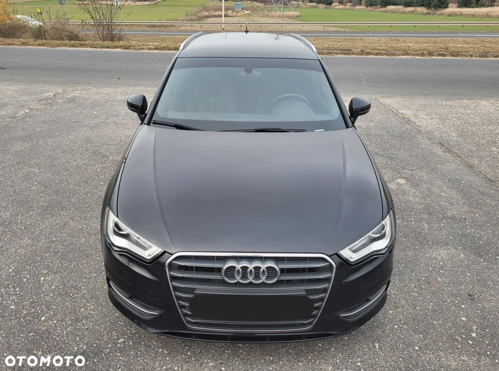 Audi A3 Sportback - 1