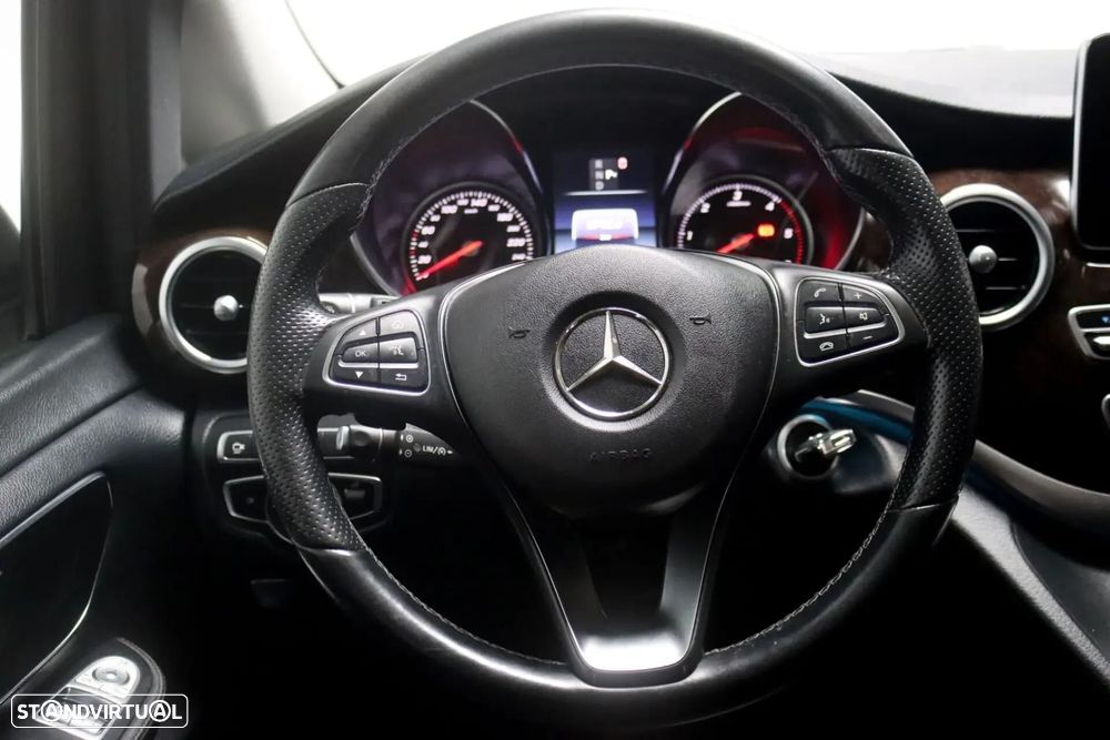 Mercedes-Benz V 250 BlueTEC Longo Avantgarde - 16