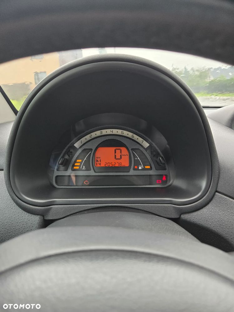 Citroën C2 1.6 VTR Senso Drive - 8