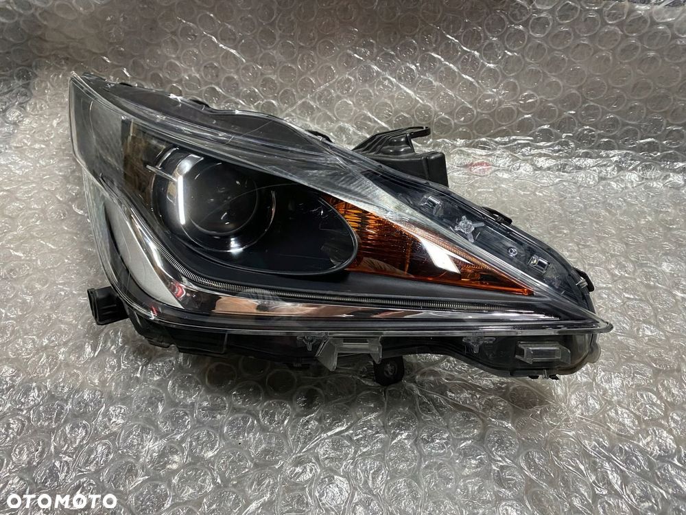 LAMPA PRAWA TOYOTA AYGO II H7 LED 81130-0H131 - 1