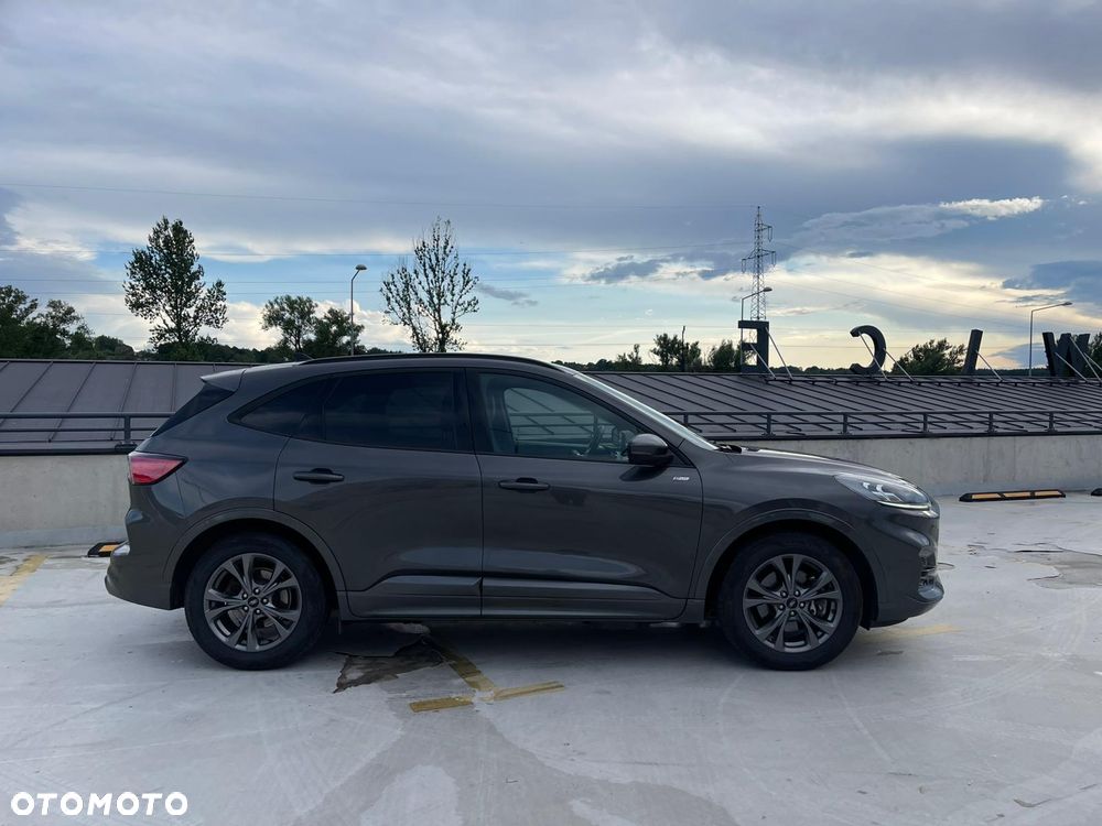 Ford Kuga 2.5P PHEV FWD ST-Line - 2