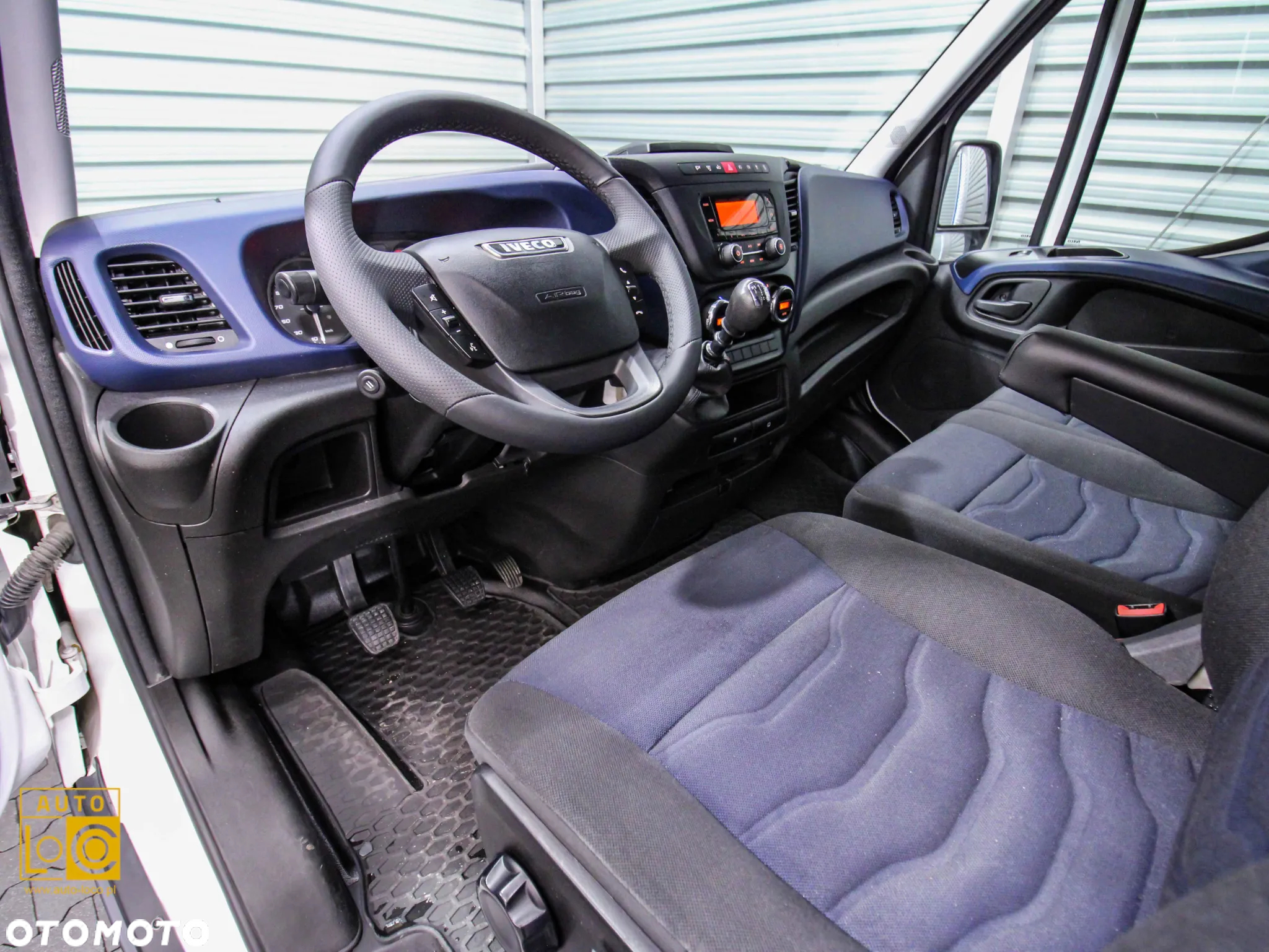 Iveco DAILY FURGON - 10