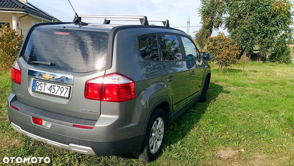 Chevrolet Orlando 2012 photo 2