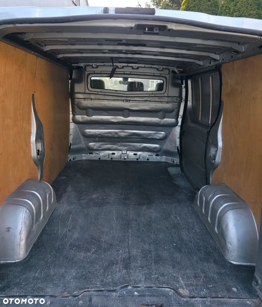 Renault Trafic - 11