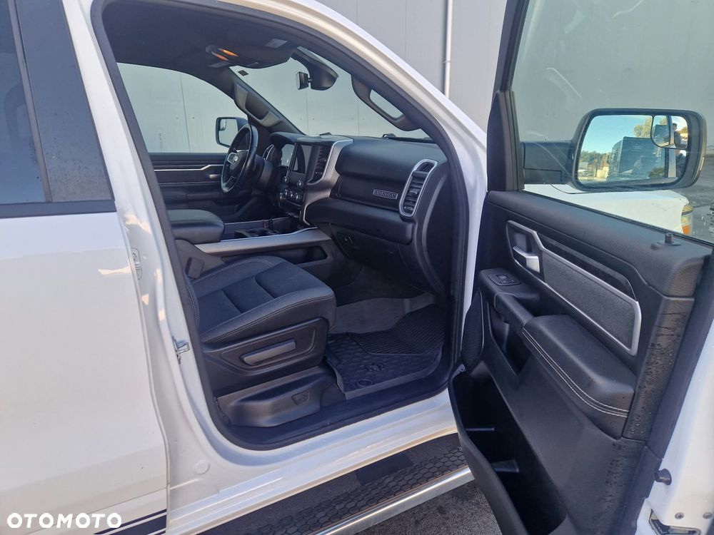 RAM 1500 - 10