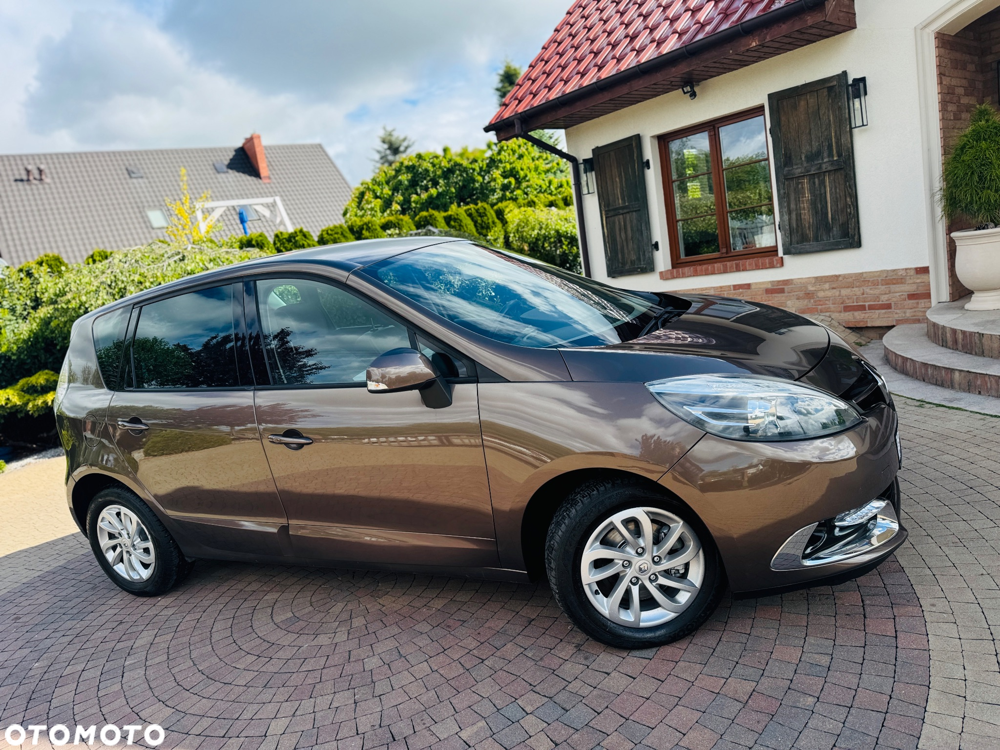 Renault Scenic 1.5 dCi Energy Limited EDC EU6 - 25