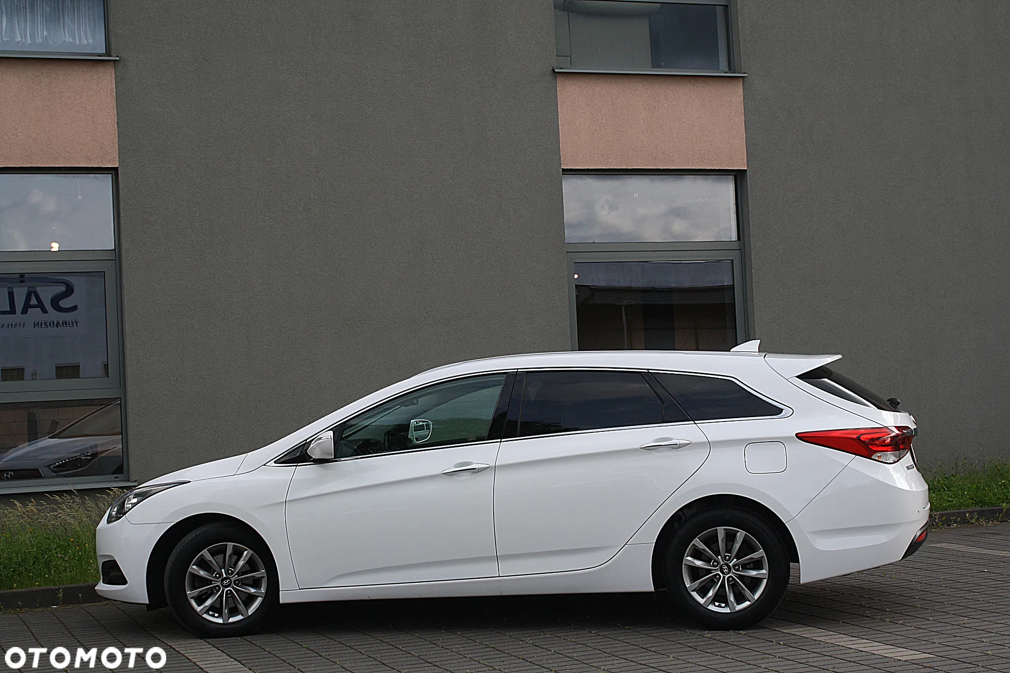 Hyundai i40 1.7 CRDi Premium DCT - 13