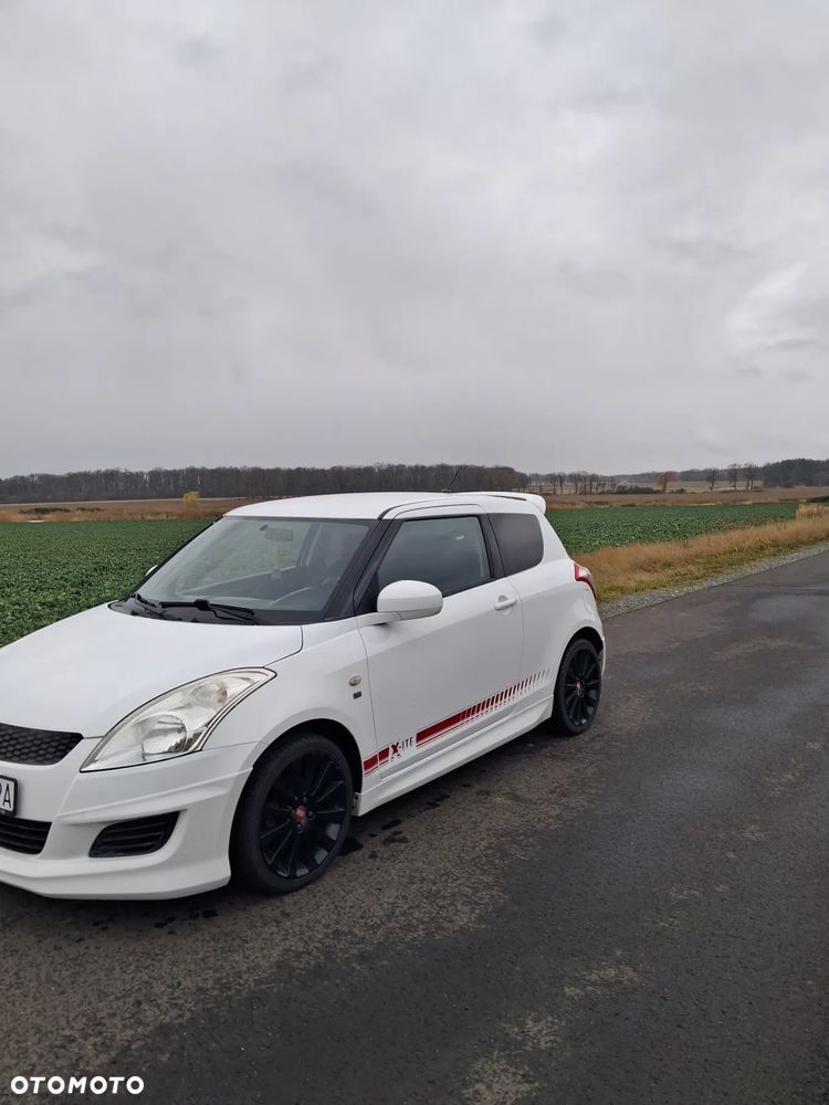 Suzuki Swift 1.2 X-ITE - 1