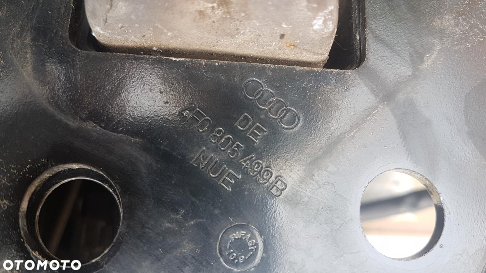 Pas przedni kompletny Audi A6 S6 C6 5.2 V10 - 6