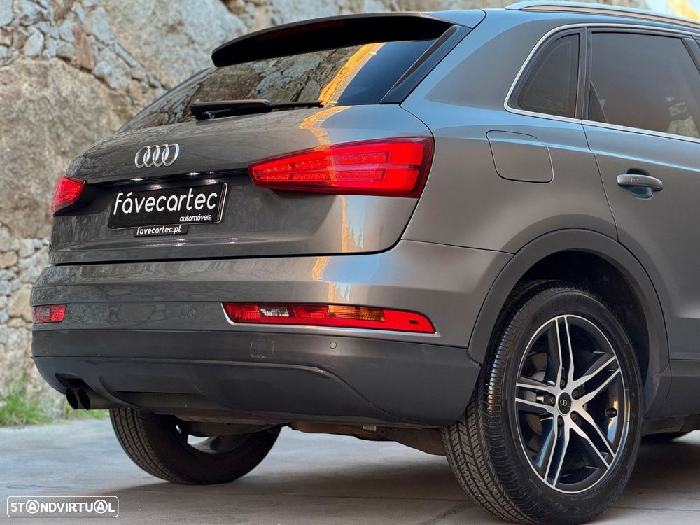 Audi Q3 2.0 TDi Business Line - 43