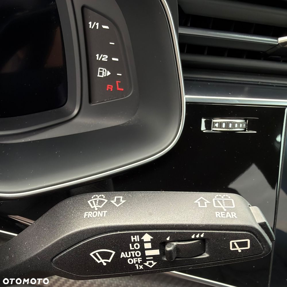 Audi SQ8 TFSI Quattro Tiptronic - 12