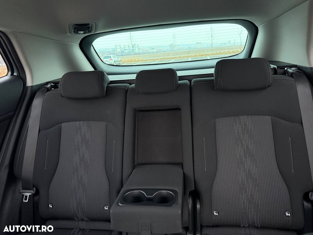 Kia Sportage 1.6 DSL MHEV 7DCT HP 4x2 Style - 32