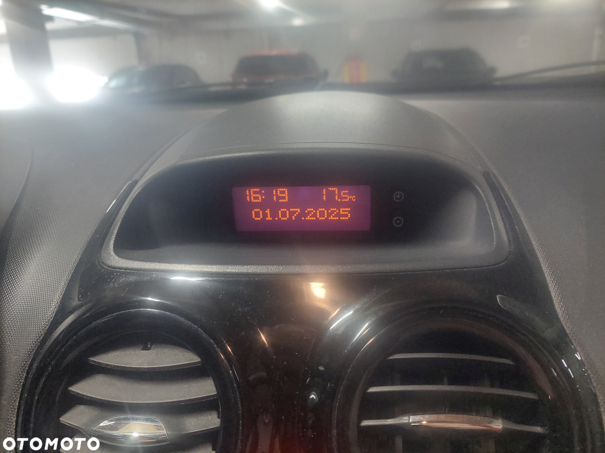Opel Corsa 1.2 16V 111 - 11
