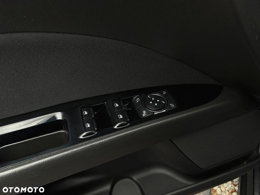 Ford Mondeo 2.0 EcoBlue Titanium - 32