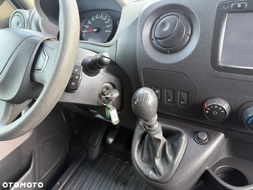 Renault Master Izoterma Winda - 33