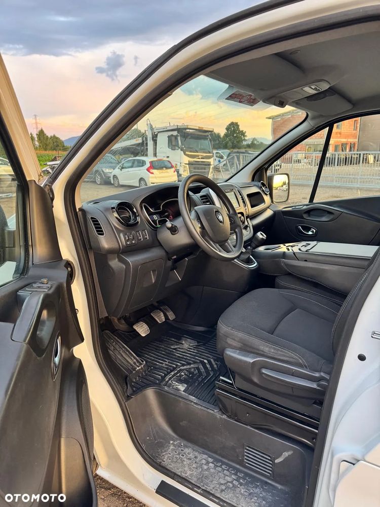 Renault TRAFIC - 7