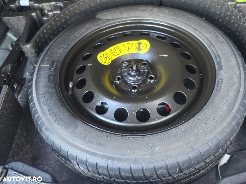 Ford Kuga 2.5 Duratec PHEV Titanium - 21