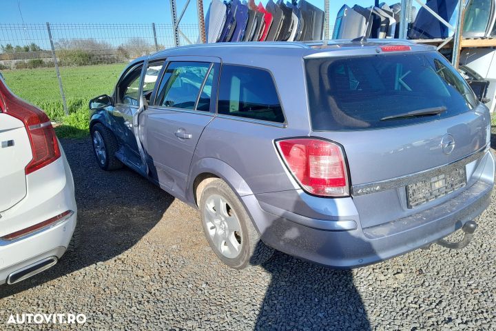 Compresor AC 8FK351135831 8FK351135831 Opel Astra H [facelift] [2005 - 10