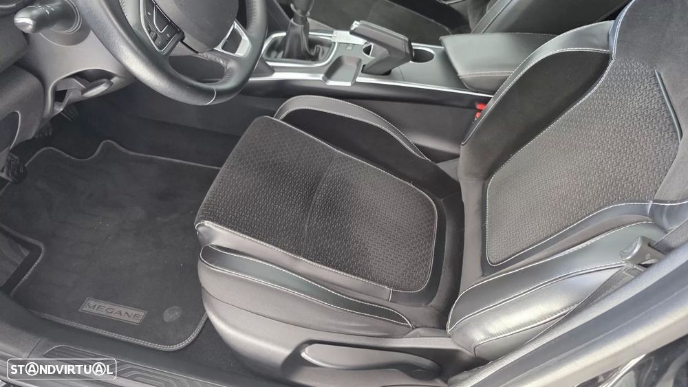 Renault Mégane 1.5 dCi Dynamique S SS - 28