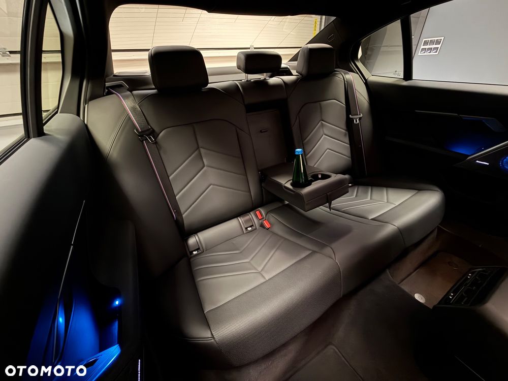 BMW Seria 5 520d xDrive mHEV M Sport - 28