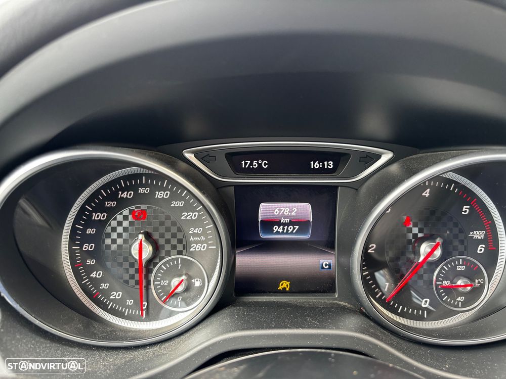 Mercedes-Benz A 160 d AMG Line - 6