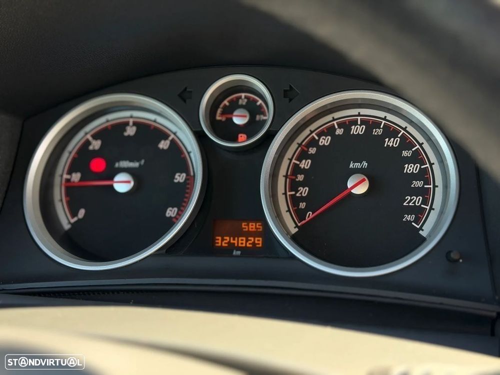 Opel Astra GTC 1.7 CDTI - 14