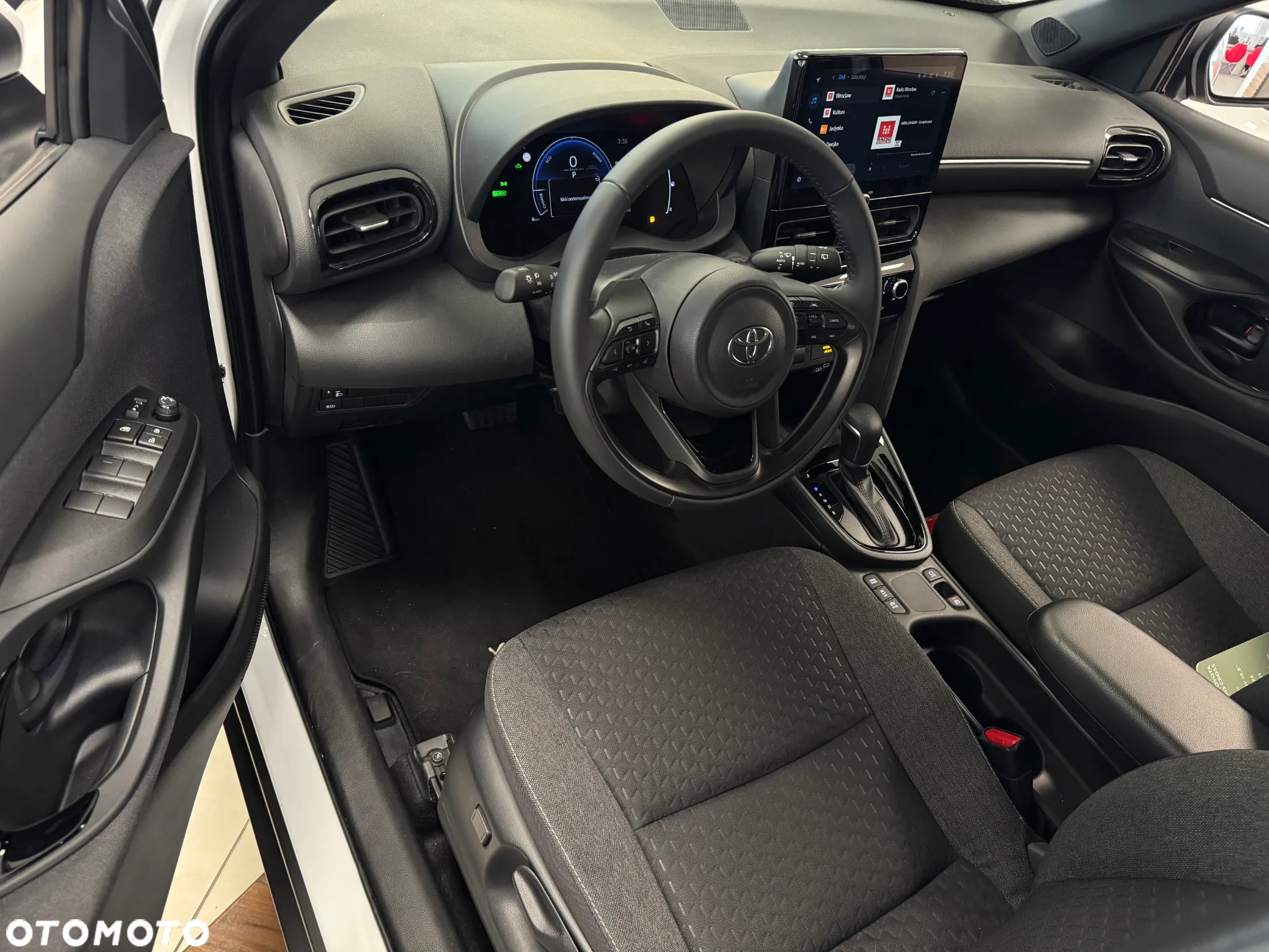 Toyota Yaris Cross Hybrid 1.5 Style - 4