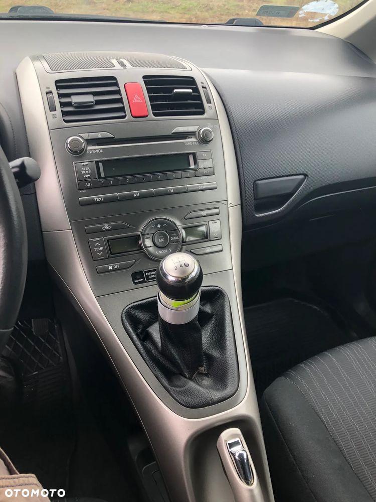 Toyota Auris 1.6 VVT-i Luna - 22