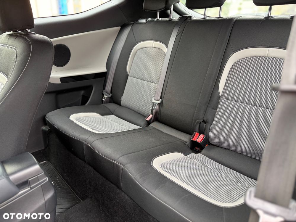 Kia Ceed 1.6 GDI Vision - 28