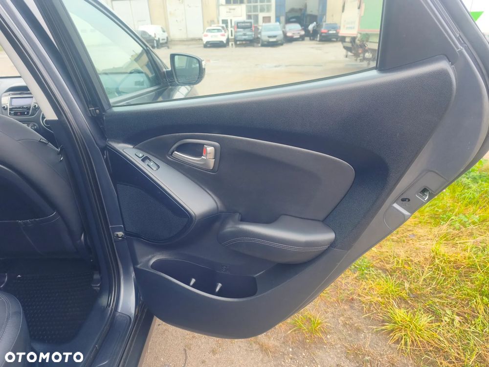 Hyundai ix35 2.0 Premium 2WD - 16