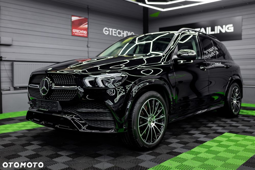 Mercedes-Benz GLE - 1
